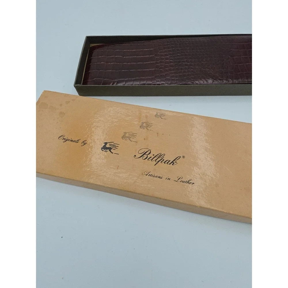 1960s‎ MCM Slim Bi-fold Wallet Brown Baby Alligator cowhide Leather NIB